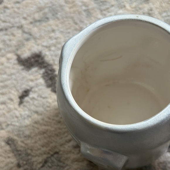 Silver Helmet Ceramic Mug — Sci‑Fi Inspired Drinkware - Picture 3 of 10